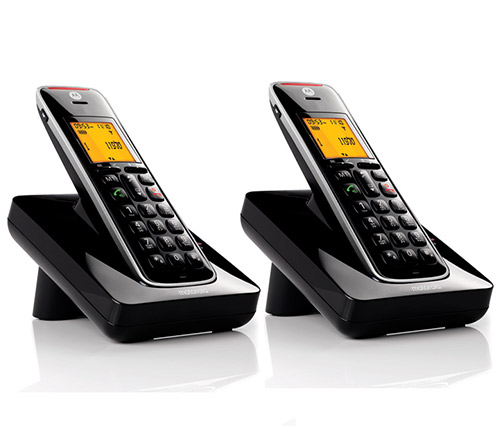טלפון אלחוטי עם שלוחה Motorola CD202 בצבע שחור הכולל תפריט בעברית
